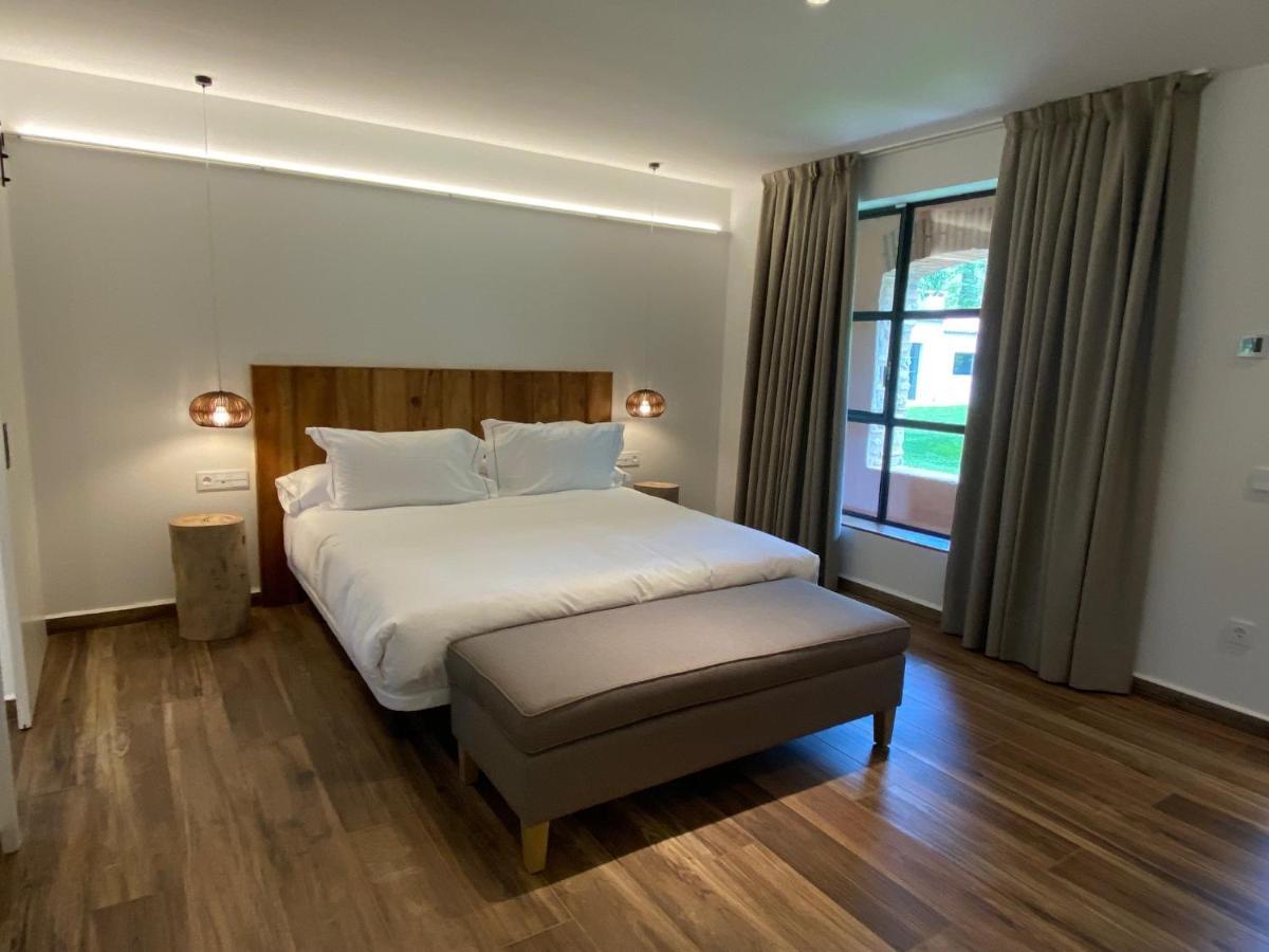 Hotel Mas Aret 佩拉达 外观 照片